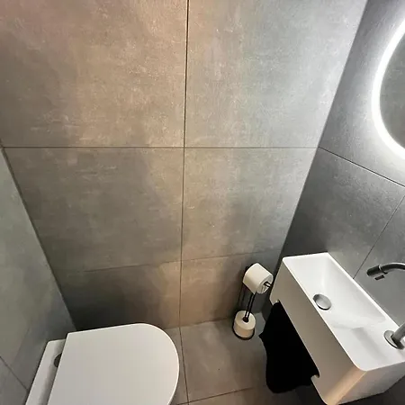 Vanessa - Modern 2 Bedroom Διαμέρισμα *