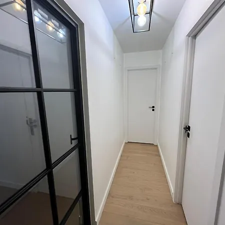 Vanessa - Modern 2 Bedroom Appartement